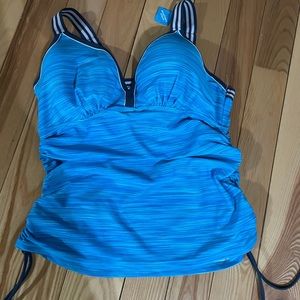 X-Large Free Country tankini top.